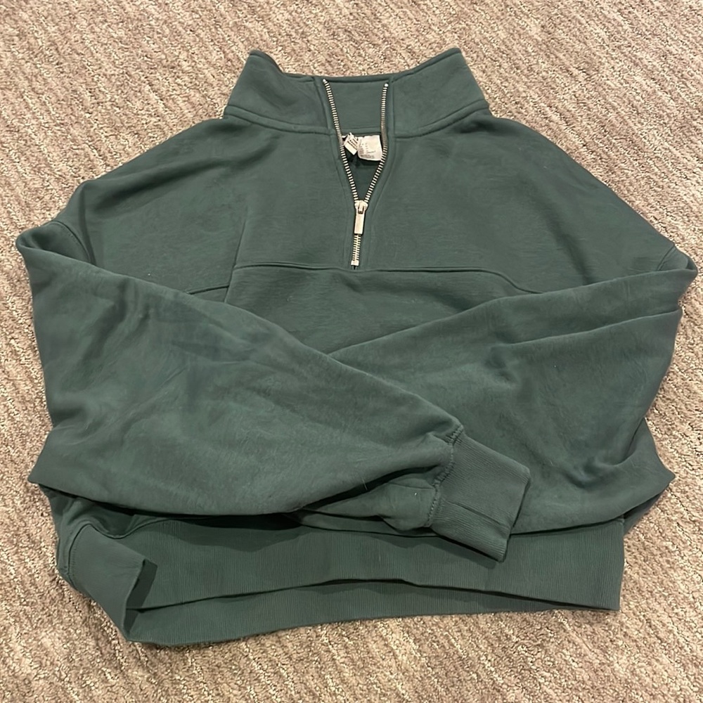 divided crop sweater